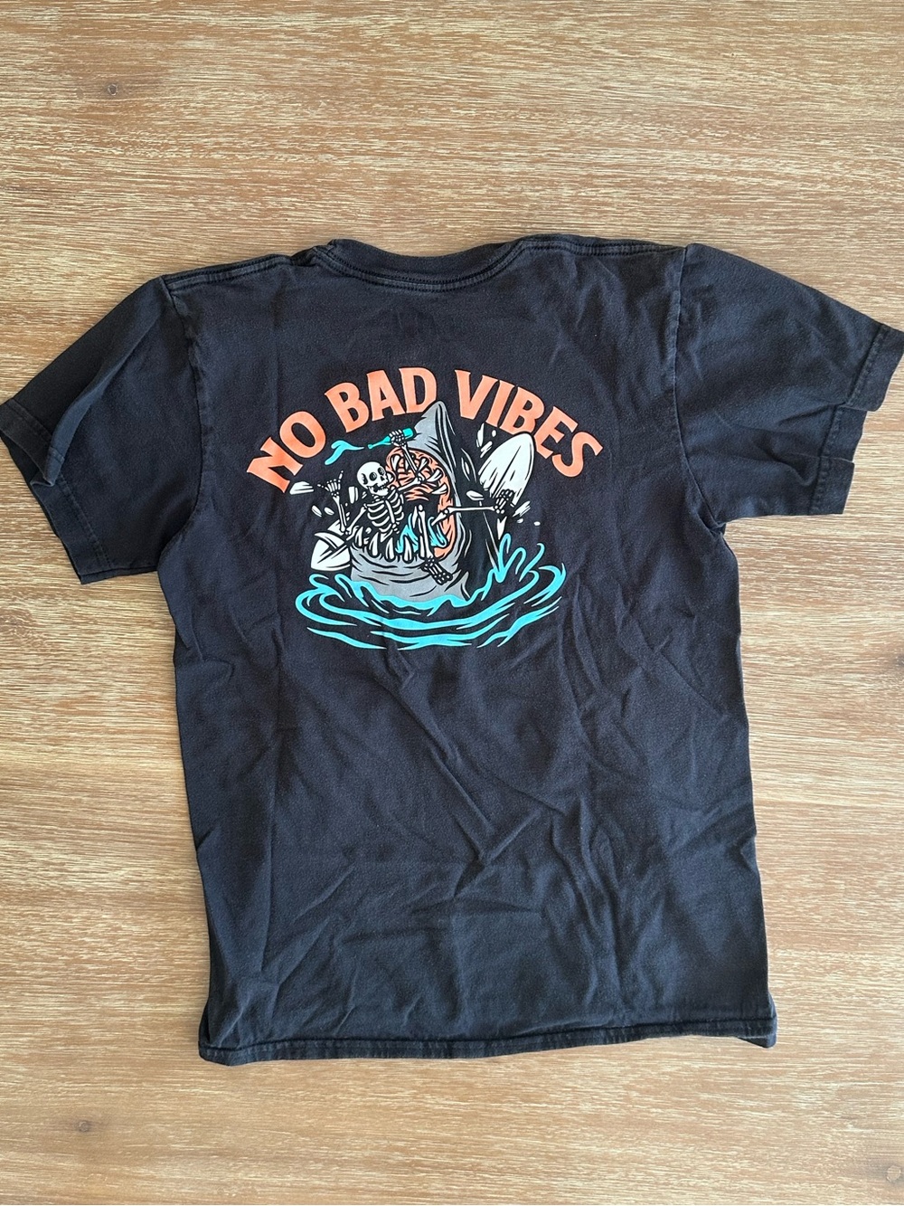 Cove Men’s No Bad Vibes Black Graphic Tee